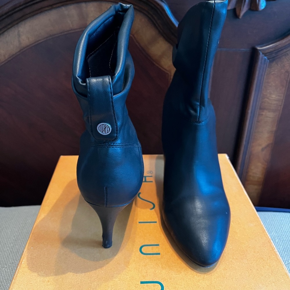 Black Bootie